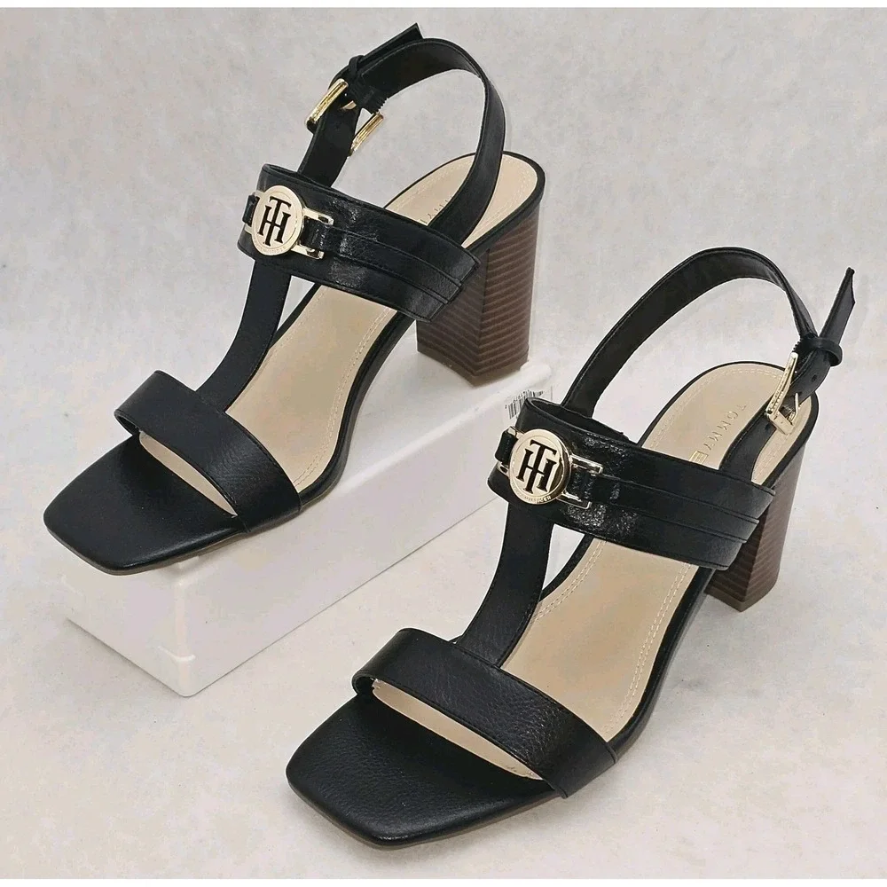 NWOT Tommy Hilfiger Garza Block Heel Black Faux Pebbled Leather Sandals  9½ M
